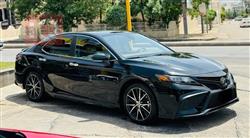 تۆیۆتا کامری